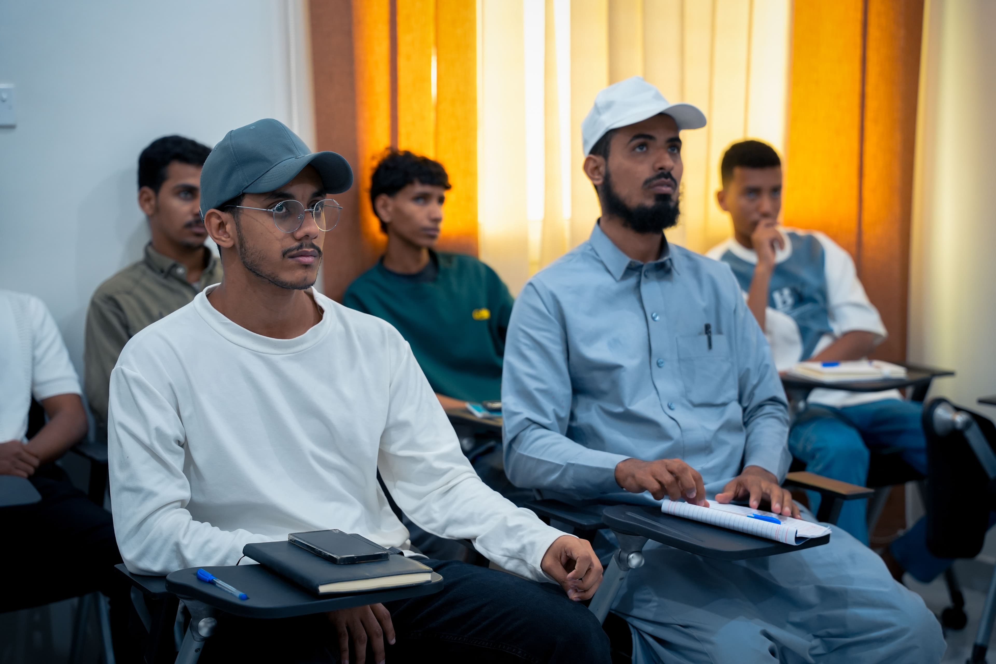 كلية مجتمع حضرموت الدولية